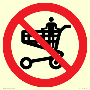 P925 Prohibition: No standing in trolley